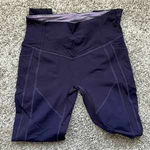 Lululemon size 8 leggings in purple